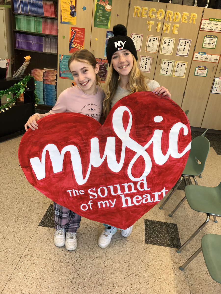 We love March because we celebrate Music in Our Schools Month! #MIOSM #NAfME #musiced #musicmatters <a href="/NAfME/">nafme</a> ❤️🎶

Pictured: two happy 5th graders and the painting our amazing art teacher, Mrs. Kinsey, helped me with! 🎨