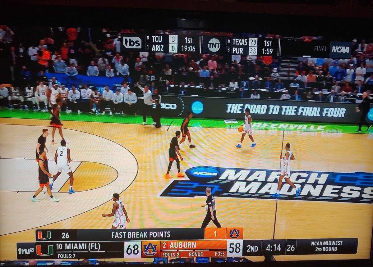 Can you have 1 fast break point? #MarchMadness2022