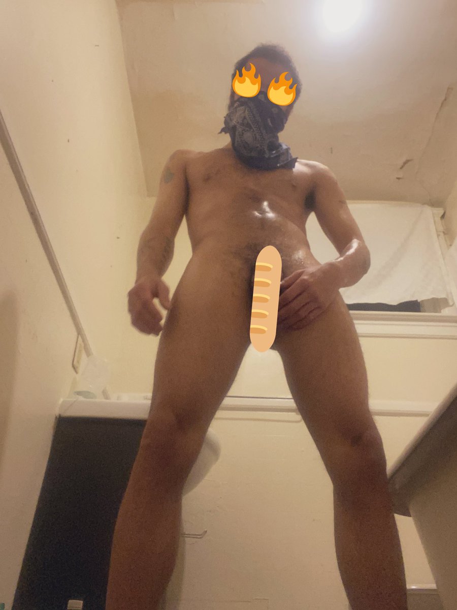 LordAdoni's tweet photo. Come #serve your #findom king #mixedmaster! https://t.co/CZsa3d7prJ