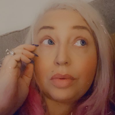skyblukat's tweet photo. #NewProfilePic https://t.co/Kb39SbKwRx