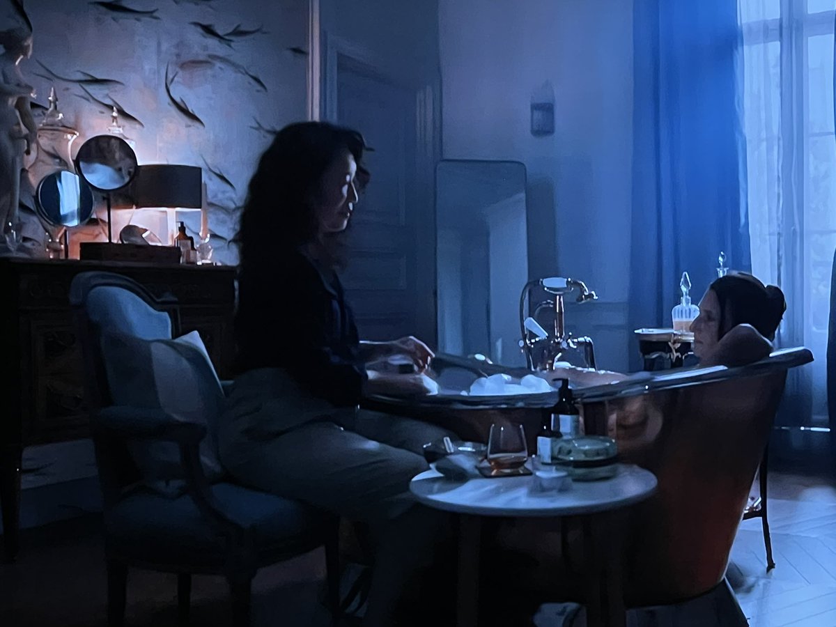 GrinchieMax's tweet photo. I can’t believe Eve @IamSandraOh Said you turn them in to FEMBOTS !!!!! I love me a Bionic woman reference! Old school! #Bionicwoman @KillingEve #KEWatchParty https://t.co/szZ88Hi45D