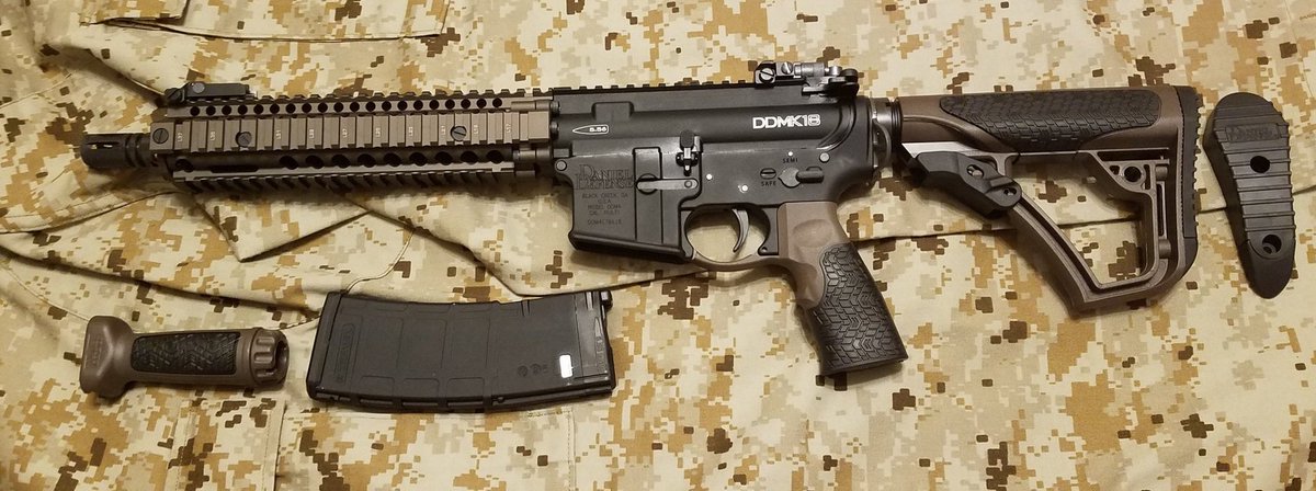airsoftcustomTY's tweet photo. 【即納品】
VFC MK18mod1 GBBR
DDMK18刻印&amp;ダニエルディフェンス実物バーティカルグリップ、フォアグリップ、ストック
価格:118,000円※限定1丁
※別途送料が掛かります。
#ミリタリー物販　#ガスガン　#GBB #ダニエルディフェンス　 #サバゲー　#mk18 #DD #DDMK18 https://t.co/Yscj1uudLi