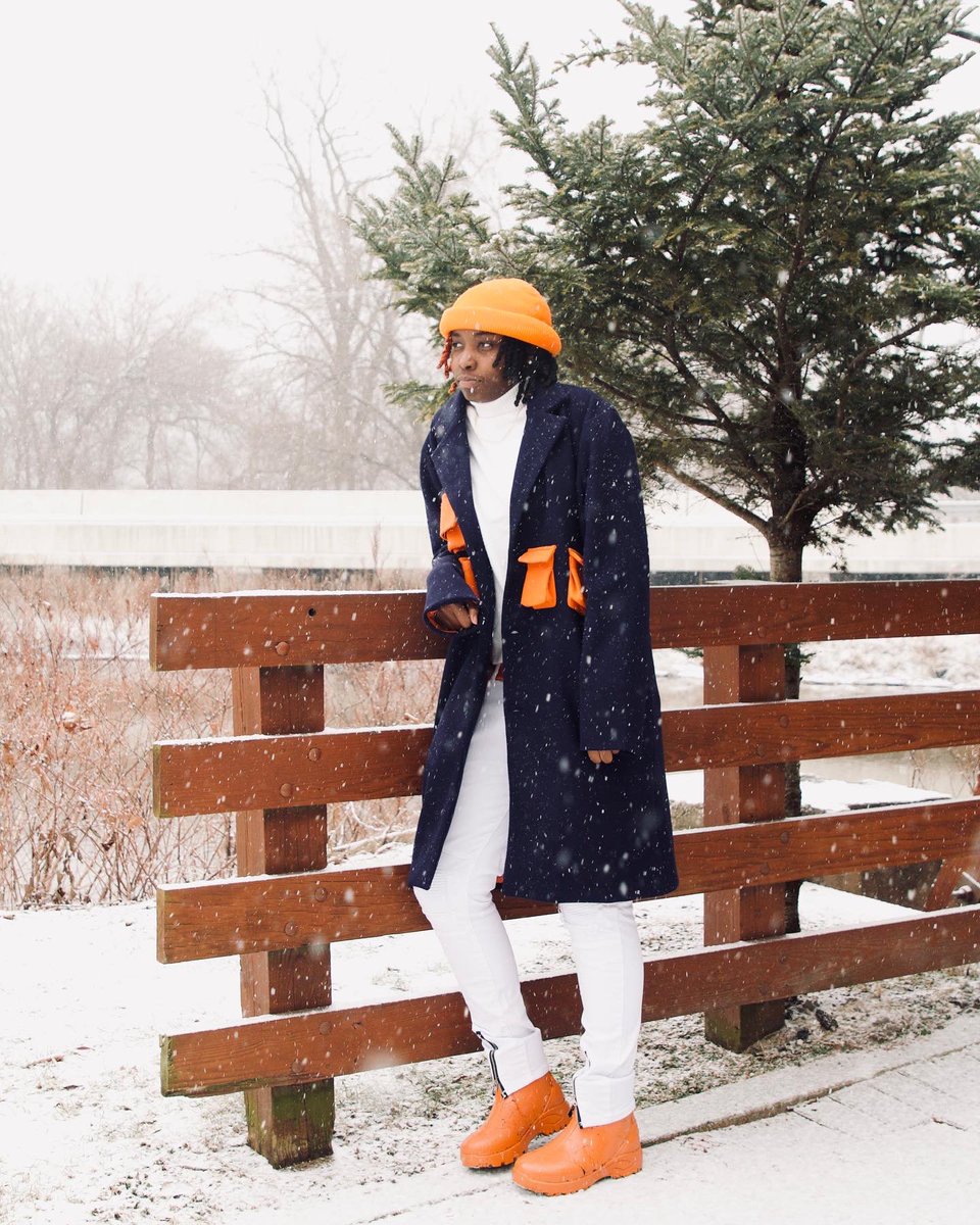 __CROOKIO's tweet photo. Can I show y’all my photo shoot?🧡🔥😍 https://t.co/g2ujaUNdou