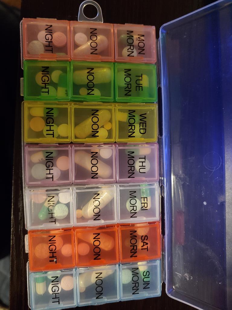 Itsallizzy2's tweet image. Minus Dupxient, this is what my week looks like. We are all dealing with something. Never ever presume your reaction to your week should be the same as someone else&apos;s. #thinkbeforeyoureact #LoveandsupportforJonise