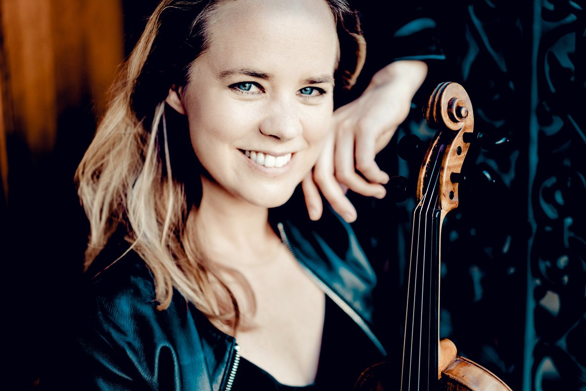 Klassiek aan de Rijn (@klassiek_rijn) on Twitter photo 'Violiste Lisa Jacobs boeit door en door…" Zaterdag 26 maart Lisa Jacobs & The String Soloists. Muziek uit Scandinavië. Info en kaarten klassiekaanderijn.nl #Cunerakerk #Rhenen <a href="/lisajacobs85/">Lisa Jacobs</a> <a href="/Klassiek_nl/">Klassiek.nl</a> <a href="/Luisterklassiek/">Luister klassiek</a> @deklassieken <a href="/CRhenen/">Cultuurcoach Rhenen</a> <a href="/CPRhenen/">Cultuur Platform</a> 'Violiste Lisa Jacobs boeit door en door…" Zaterdag 26 maart Lisa Jacobs & The String Soloists. Muziek uit Scandinavië. Info en kaarten klassiekaanderijn.nl #Cunerakerk #Rhenen <a href="/lisajacobs85/">Lisa Jacobs</a> <a href="/Klassiek_nl/">Klassiek.nl</a> <a href="/Luisterklassiek/">Luister klassiek</a> @deklassieken <a href="/CRhenen/">Cultuurcoach Rhenen</a> <a href="/CPRhenen/">Cultuur Platform</a>