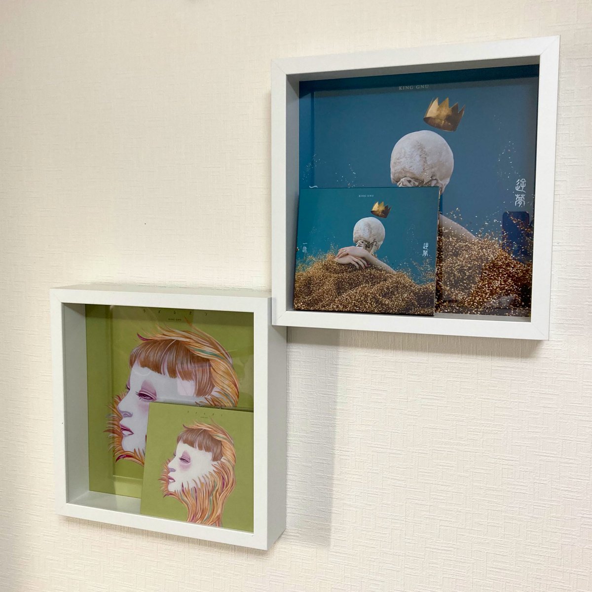 Amazon購入特典のメガジャケは、IKEAの額縁がサイズぴったんこな上