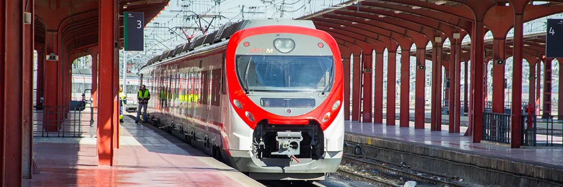 ATENCIÓN: <a href="/CercaniasMadrid/">Cercanías Madrid</a> registrará hoy importantes afectaciones por una avería informática en el sistema de señalización de Chamartín.

<a href="/Renfe/">Renfe</a> coordina con Metro y el Consorcio de Transportes medidas de refuerzo y recomienda el uso de transporte alternativo, bus y metro.