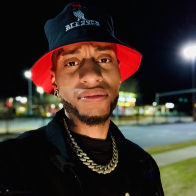 OzzyYcn's tweet photo. #NewProfilePic https://t.co/2oDVDyHEpD