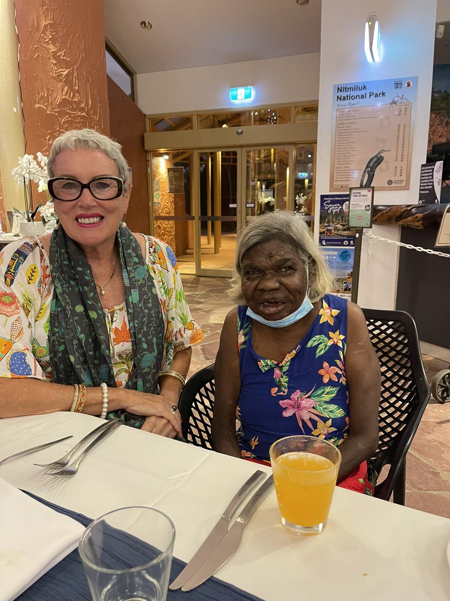 ladybat7's tweet photo. Living in my country with strong women. https://t.co/ztaa4xVG8S