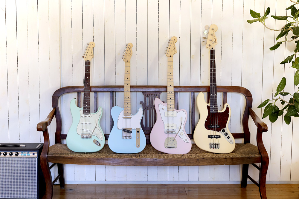ishibashimusic's tweet photo. #フェンダー から 日本製 新シリーズ
『Made in Japan Junior Collection』登場!
ストラトで約4㎝、ジャズベースで約10㎝スケールが短く、初心者の方にもおすすめ!
定番から流行のくすみカラーまで揃った豊富なカラバリも魅力です
#Fender #エレキギター #エレキベース
https://t.co/T2XKjQjzZD https://t.co/IdKHmecyZY