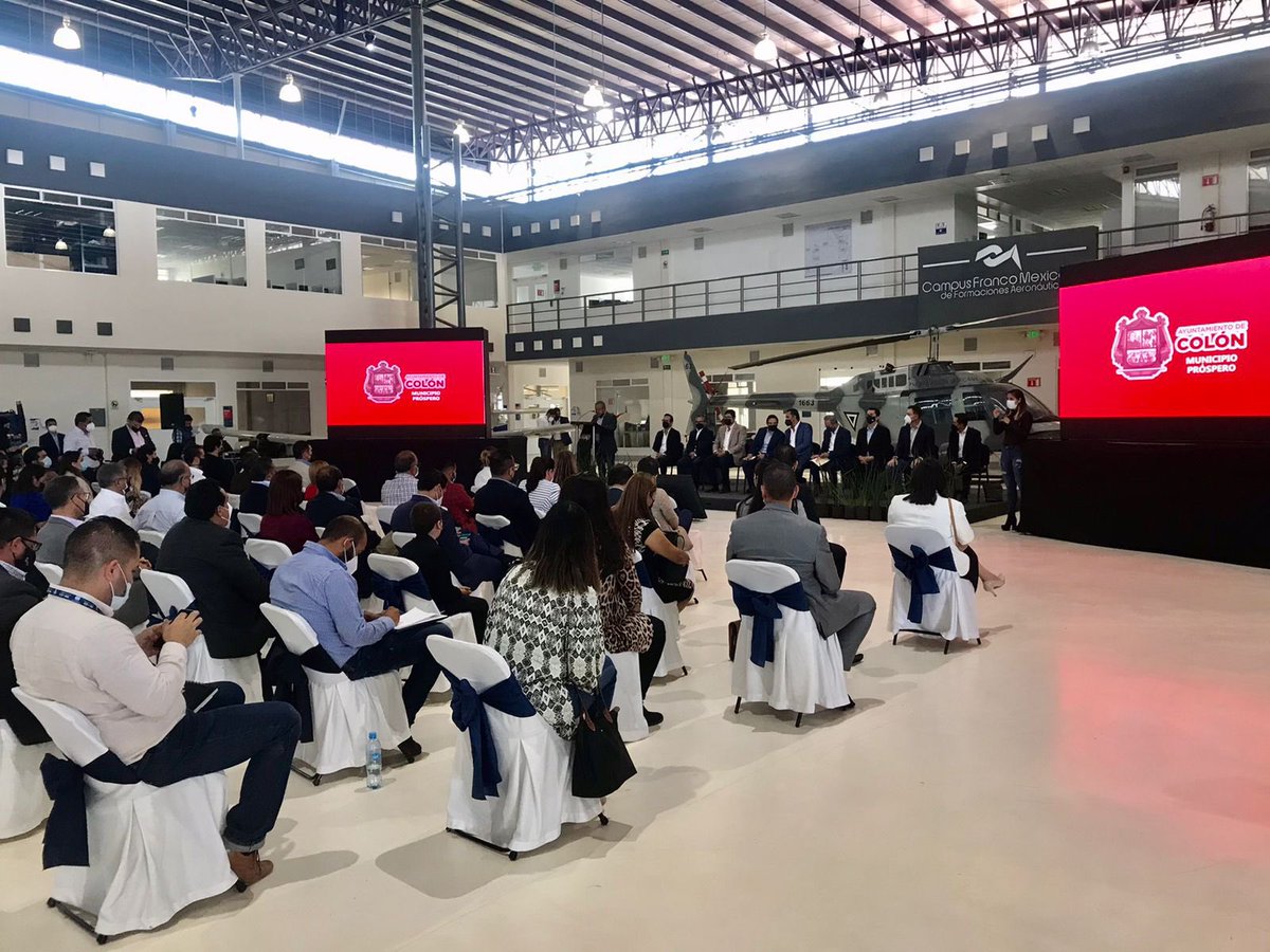 energiaqro's tweet photo. Muchas gracias por la invitación al Foro Empresarial “Municipio Próspero” Encabezado por el Presidente Municipal, Manuel Montes Hernández, que se llevó a cabo el pasado viernes 18 de marzo, en la  @UNAQmx 
#MunicipiodeColon #AEEQ https://t.co/3NT9zAZhZS