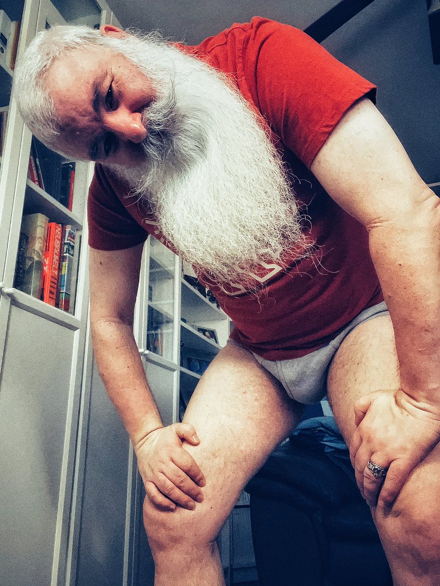 beardwrasslr's tweet photo. Nothing better to do.
Hugs, bears! https://t.co/iaW55jvGxB
