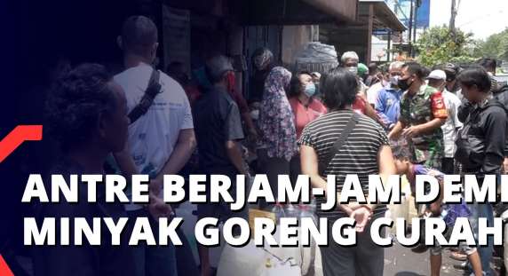KompasTV's tweet photo. Antre Berjam-jam Demi Minyak Goreng Curah https://t.co/onndBvF1cq https://t.co/NPyzy0Lhbb