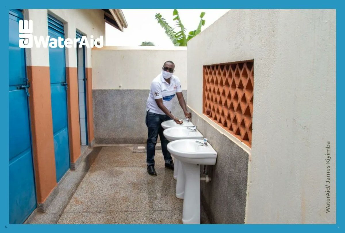 WaterAidUganda's tweet photo. “Hand washing is a practice performed by an individual but we urge communities to embrace handwashing to prevent diseases and promote health.” ~ Okia Bosco - Principal Health Officer, @MinofHealthUG
#CleanHandsSavetheFuture
#WaterAidUganda https://t.co/8OmUSIN0DB