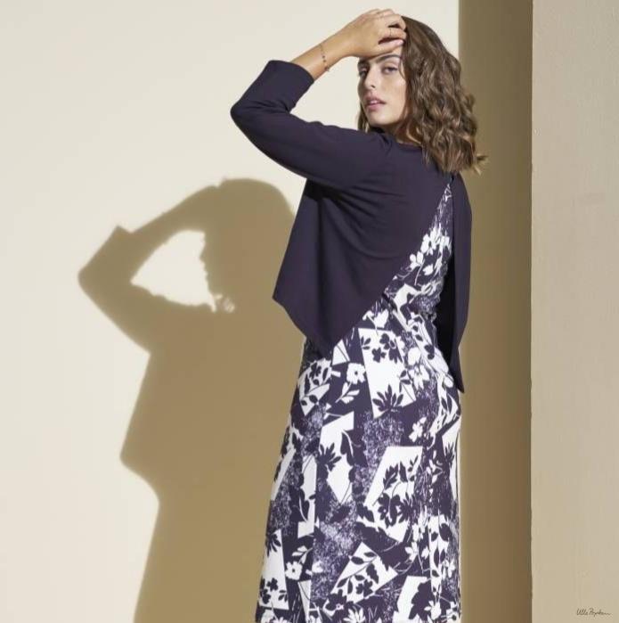 ullapopken-moscow.ru/catalog/zhensk…

Два-в-одном 💙 Наше платье Modern View by Ulla Popken — отличная деталь для стильных образов!

📍 Платье: арт. 798043130

ullapopken-moscow.ru/catalog/zhensk…

#одеждабольшихразмеров #одеждадляполных #плюссайз #plussize #sizeplus #ullapopken #новаяколлекция #коллек...