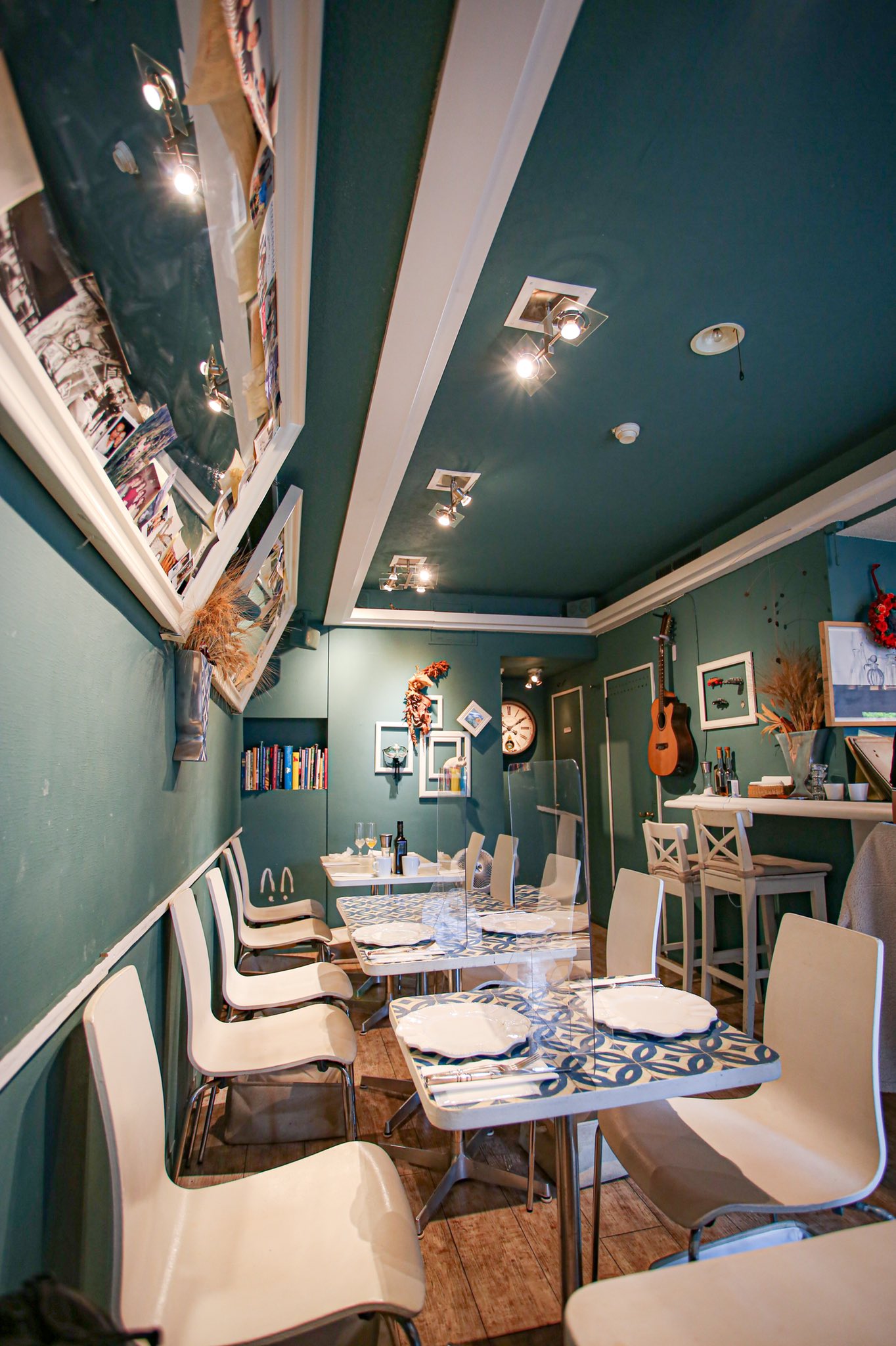 旅々海外 Al Twitter 渋谷 Panzerotteria 具材をピザ生地にインして揚げたパンツェロッティ そのメニューが豊富なこと 凝ったインテリアがイタリアの世界観を演出してくれる素敵なお店でした 渋谷ランチ 渋谷イタリアン イタリアン イタリア 渋谷