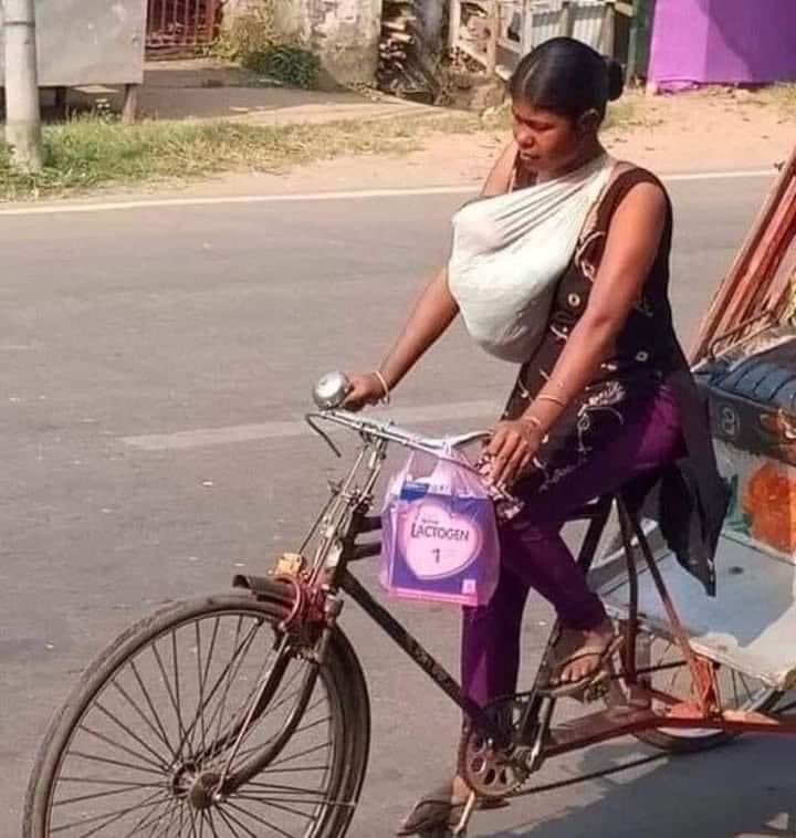 IamAnitaKundu's tweet photo. नारी तू नारायणी... विश्व की समस्त नारी शक्ति को मातृ शक्ति को 
 की बधाई।🙏 https://t.co/ycfLZh3mOg