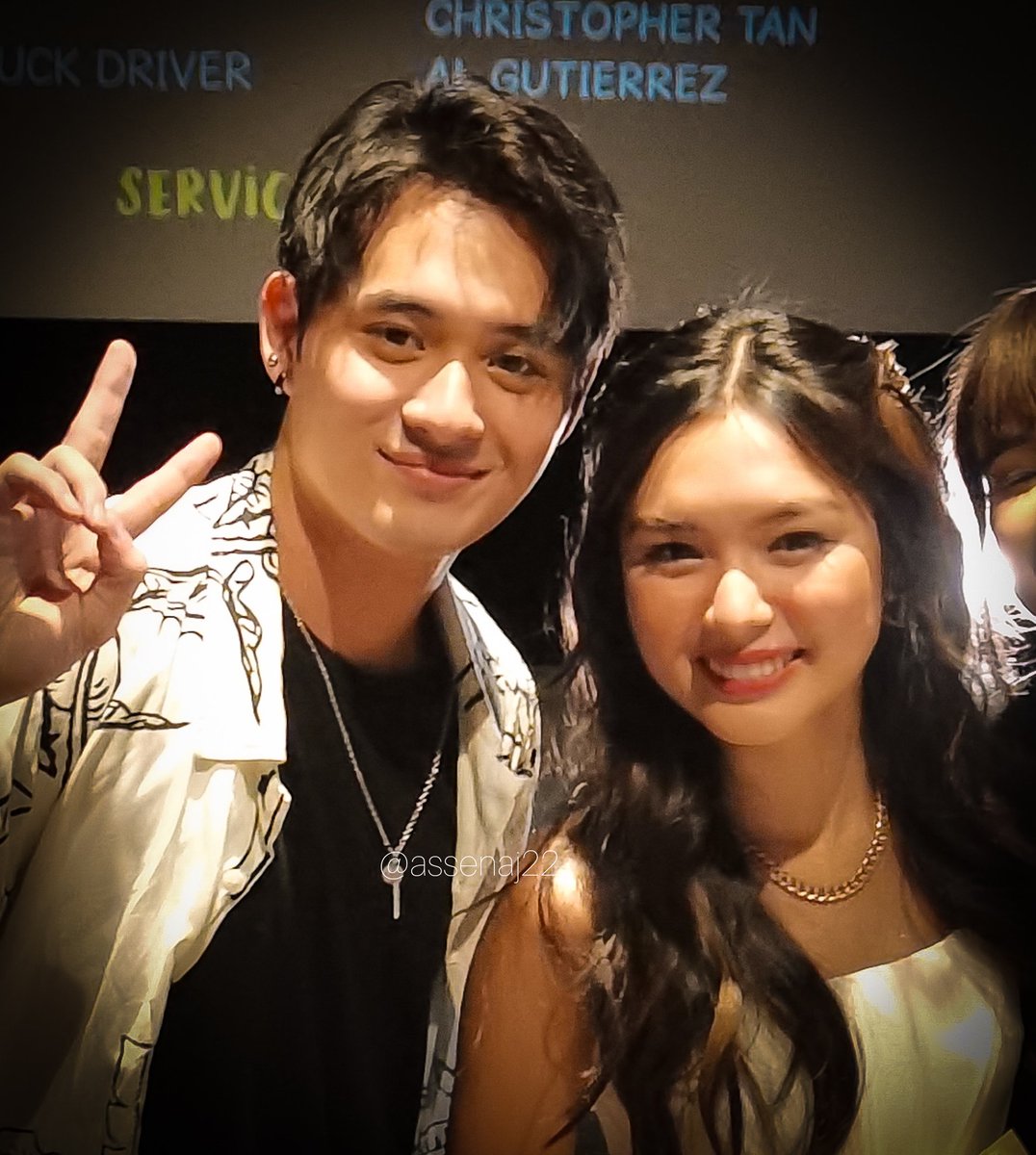 assenaj22's tweet photo. Hindi pa din ako makapaniwala na nakausap at nakapagpapicture ako sa inyo @BGYO_Akira and @francinecarreld. Napaka-approachable nyo at ang genuine ng pagiging thankful nyo sa mga supporters nyo.

Eto walang halong bola, hindi kami nagkamali sa inyo. Mahal namin kayo! #FranKira https://t.co/LOyFq1utfY