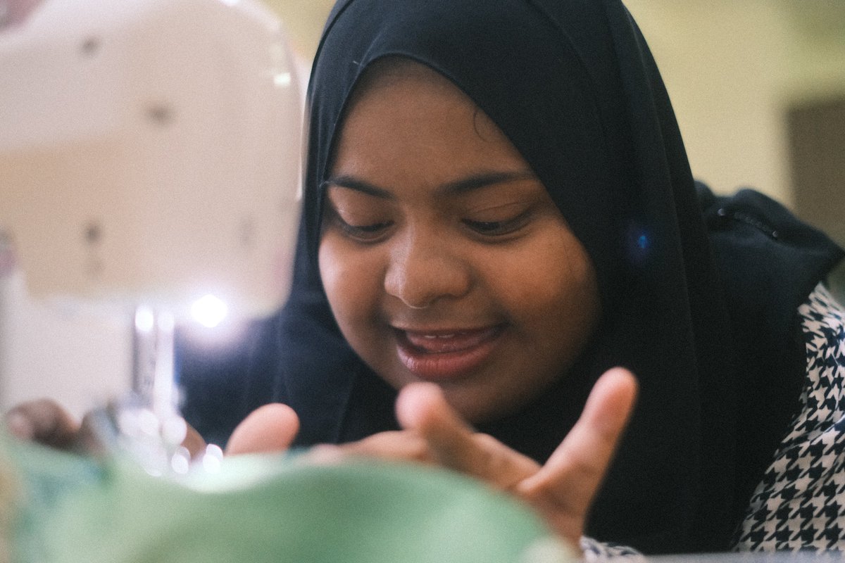 bankofmaldives's tweet photo. Meet Aaisha Zameer (Dhonthi)! At just 13 years old, she learned to sew clothes by herself and loves the process. She also loves painting, swimming and is always up for some quality time with her friends. #InclusionMeans celebrating what makes us unique as an individual. 🤍 https://t.co/r0PpgeG8A9