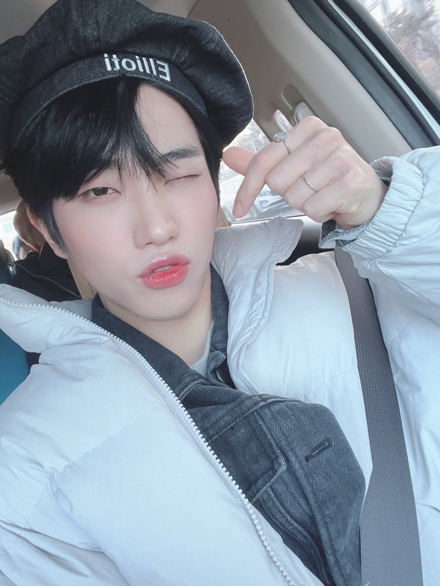 KINGDOM_peru's tweet photo. 『 TWITTER | «20.03.22»』

[DANN👑]

Kingme, ¡¡juega conmigo!!🤗

#KINGDOM #킹덤 #DANN #단
@KINGDOM_GFent

Esp: @KINGDOM_peru https://t.co/H8BnPHDU9l