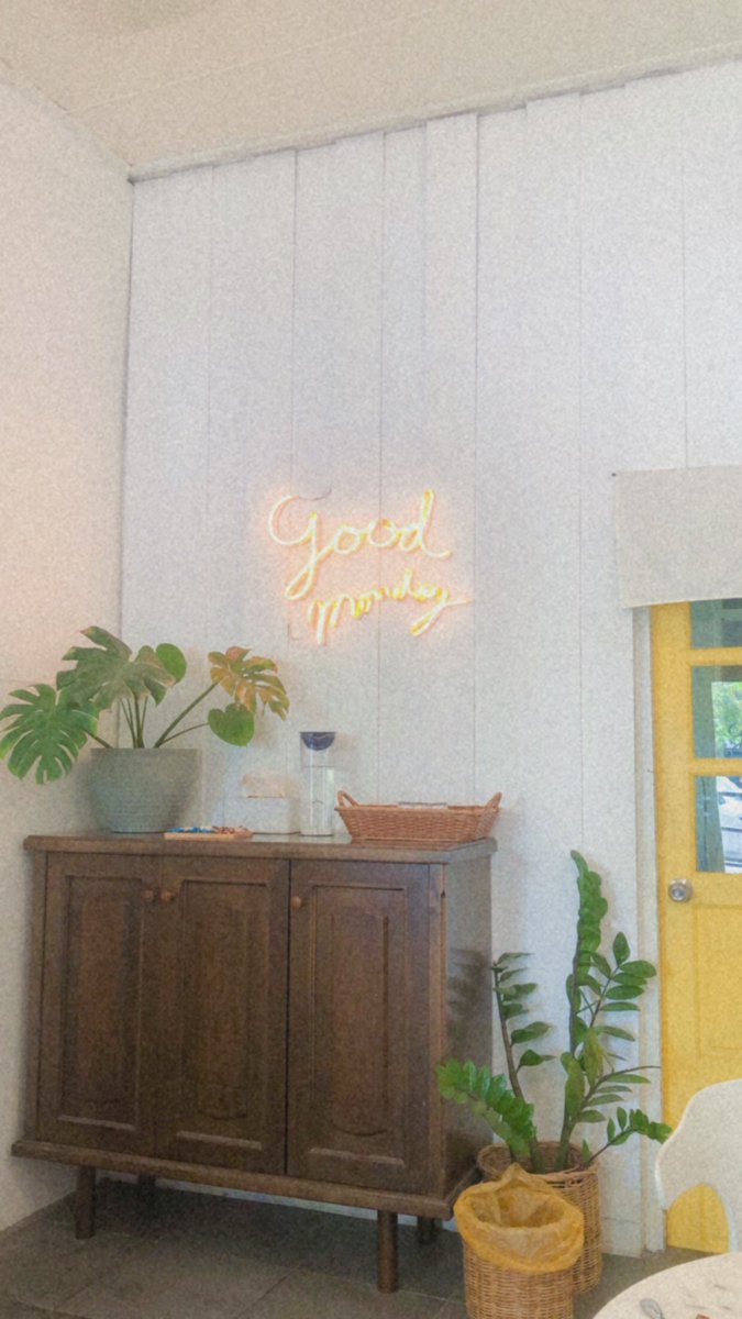 Yu_Supaporn's tweet photo. G o o d M o n d a y #คาเฟ่เชียงใหม่ #รีวิวเชียงใหม่ #เบเกอรี่เชียงใหม่ #โดนัทโฮมเมด https://t.co/nh3lv8dfAD
