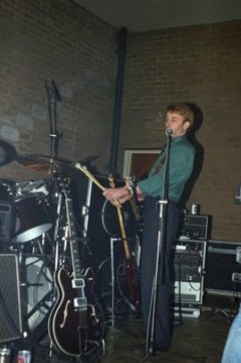 JDNOPICS's tweet photo. #OnThisDay 1981
New Order @ Bedford Boys' Club

Denial (debut), In A Lonely Place, Dreams Never End, Procession, Truth, ICB, Senses, Ceremony

The gig was organised by legendary New Order fan, Dec Hickey.

📸 Dec Hickey, Tom Locke, Rod Coleman https://t.co/pNdQNgvaXb
