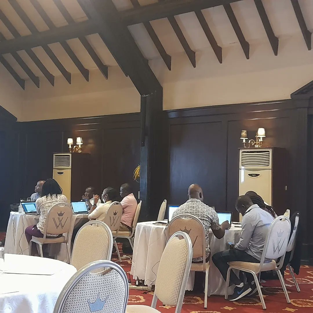 Ke_swa's tweet photo. @keswa_kenya was part of a three day, intergrated Bio Behavioral Survey(IBBS) and Enhanced Pooling Booth Survey (ePBS) protocol and questionnaire writing,to be conducted in kenya with the key population as the implementing partners.@NASCOP @GlobalFund @CDCgov https://t.co/FtZOUY5rS4