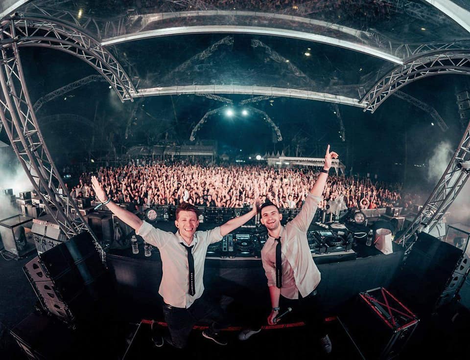 IrrawaddyNews's tweet photo. Singapore-based DJ group Rave Republic has canceled its scheduled performance at a junta-organized event to celebrate Thingyan, Myanmar’s New Year Festival, in Naypyitaw after receiving messages from Myanmar citizens urging it to do so. 
#WhatsHappeningInMyanmar https://t.co/y9EfY74Cn1