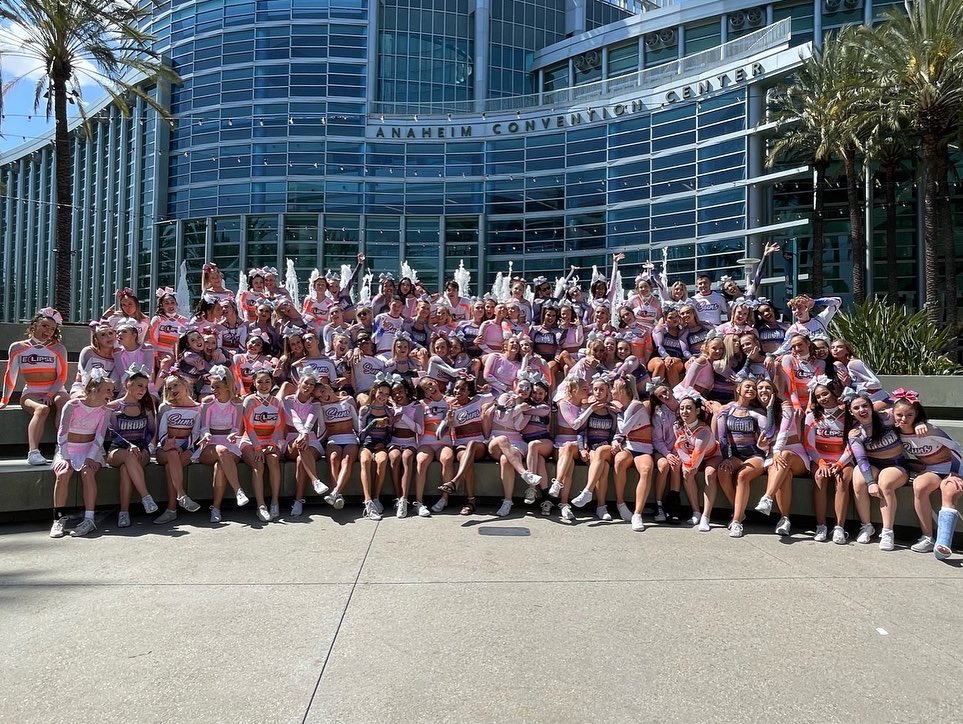 ca_denverco's tweet photo. The weight of the World(s) is on their shoulders and they handle it like champs!

They are Loved. 
They are Confident. 
They are Brave. 
They are Talented. 
They are Ready. 
They are SUNS.

#ProudToBeASun #TripAroundTheSun #CheerleadingWorlds https://t.co/kLXs7Vts3X