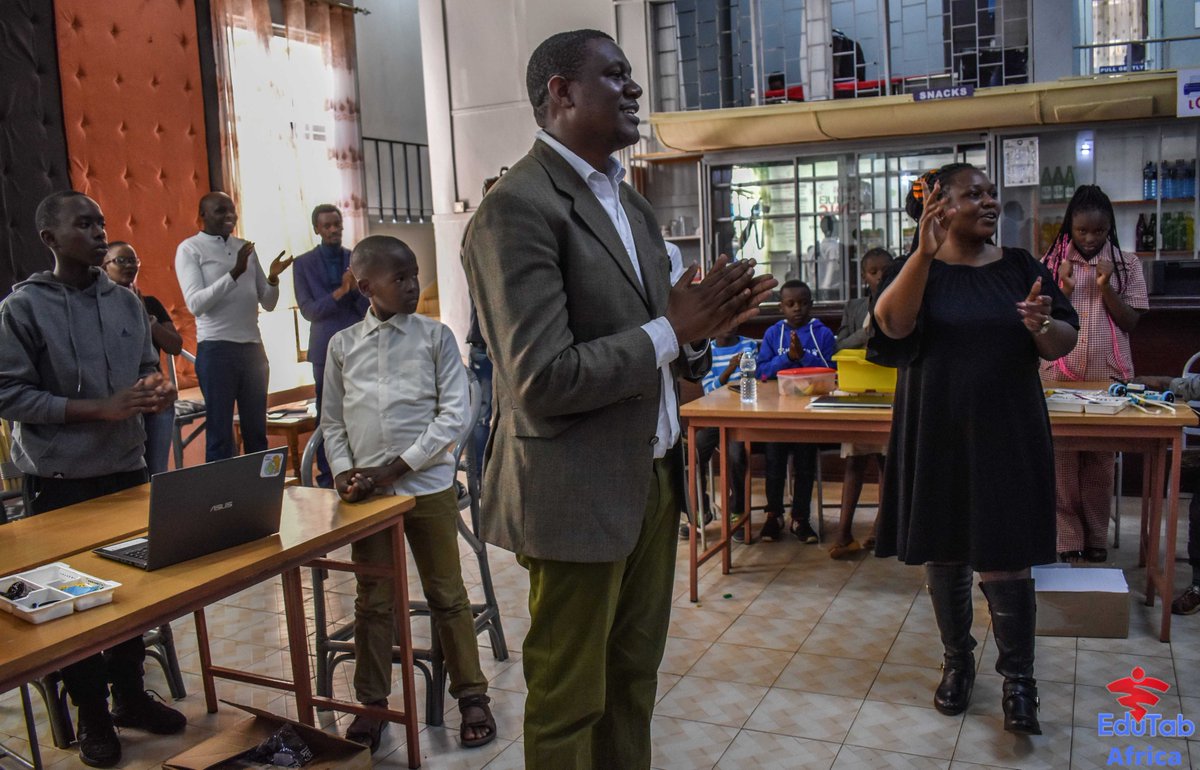 Edutab_Africa's tweet photo. We had a playful learning weekend at @iCONSHUB2 , Kisii. The focus was using #Robotics, #Coding, n #Microscopy to support social and emotional skill development for children in a joyful, meaningful, active, engaged, and iterative manner. #SEL #STEAM #Math #Arts #MicroscopyMonday https://t.co/pxloyRYC0x