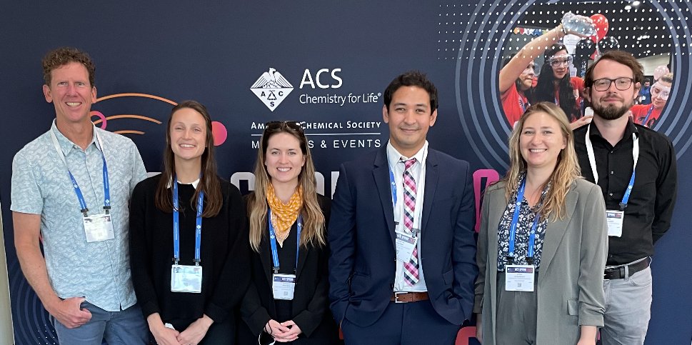 Bradley Moore (@bradmoore_sio) on Twitter photo Great hanging with <a href="/moorelabsio/">MooreLabSIO</a> at #ACSSpring2022. What a great looking group! The PI needs to step up his game however... Great hanging with <a href="/moorelabsio/">MooreLabSIO</a> at #ACSSpring2022. What a great looking group! The PI needs to step up his game however...