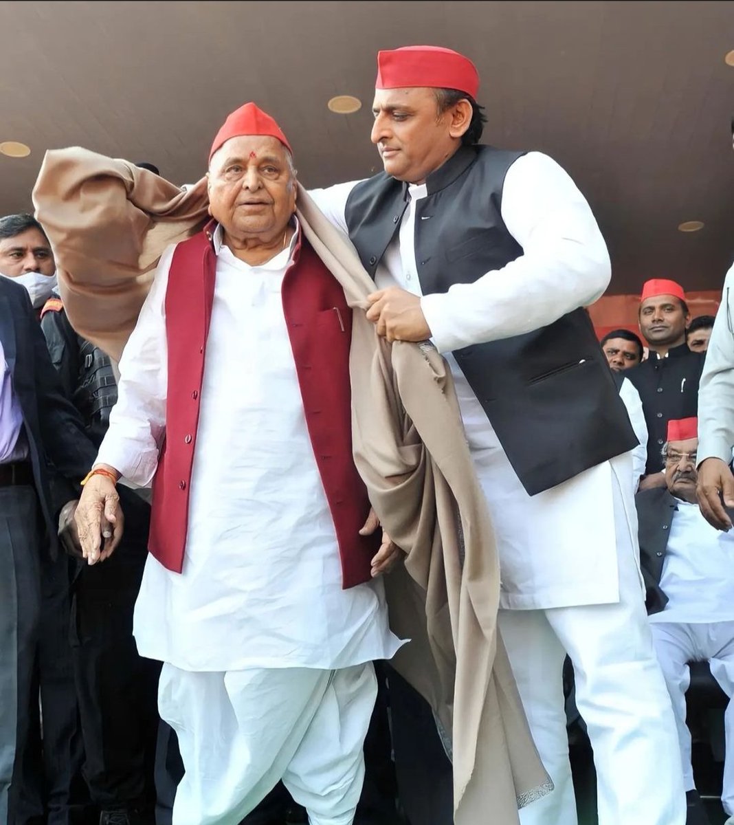 Jai akhilesh yadav
Jai Mulayam yadav
#SamajwadiParty 
#SP2021 
#