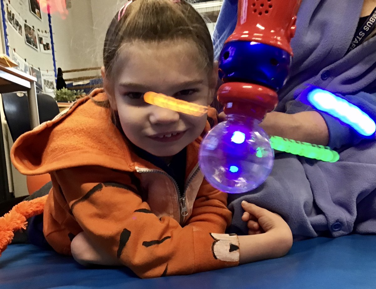 Toucan class has had a very busy Spring Term so far, celebrating Children’s Mental Health Week, exploring expressive painting, neon dancing and time to relax, reflect and express ourselves. #childrensmentalhealthweek