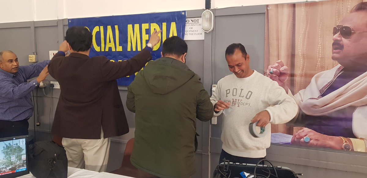 MQM_UK's tweet image. ایم کیو ایم برطانیہ کے زیر اہتمام بروز اتوار 20 مارچ 2022 کو ایم کیو ایم کا 38واں یوم تاسیس روایتی جوش وخروش سے منایا گیا۔
یوم تاسیس کے پروگرام کی  مکمل جھلکیاں

 سوشل میڈیا کے ذریعے براہ راست نشر کیا گیا۔
لنک
facebook.com/19044697574893…
#MQM_38YearsWithAltaf
@AltafHussain_90