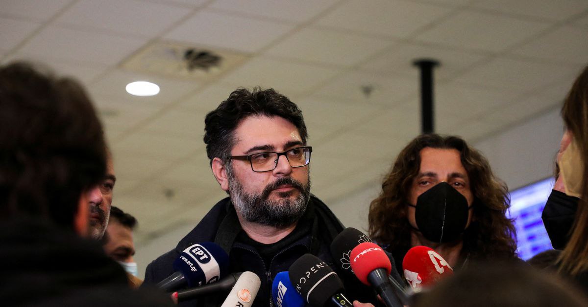 nexta_tv's tweet photo. #Greek Consul General in #Mariupol Manolis Androulakis said that the #Russian army is purposefully destroying the city and its population. He compared Mariupol to cities that were destroyed by the #Nazis (#Guernica, #Leningrad, #Coventry) and the #Russians (#Grozny, #Aleppo). https://t.co/wKVpPVv6dz