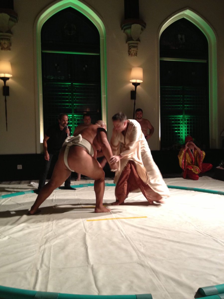 PPathole's tweet photo. .@elonmusk fighting a sumo wrestler 💪 https://t.co/N4JYZvgHId