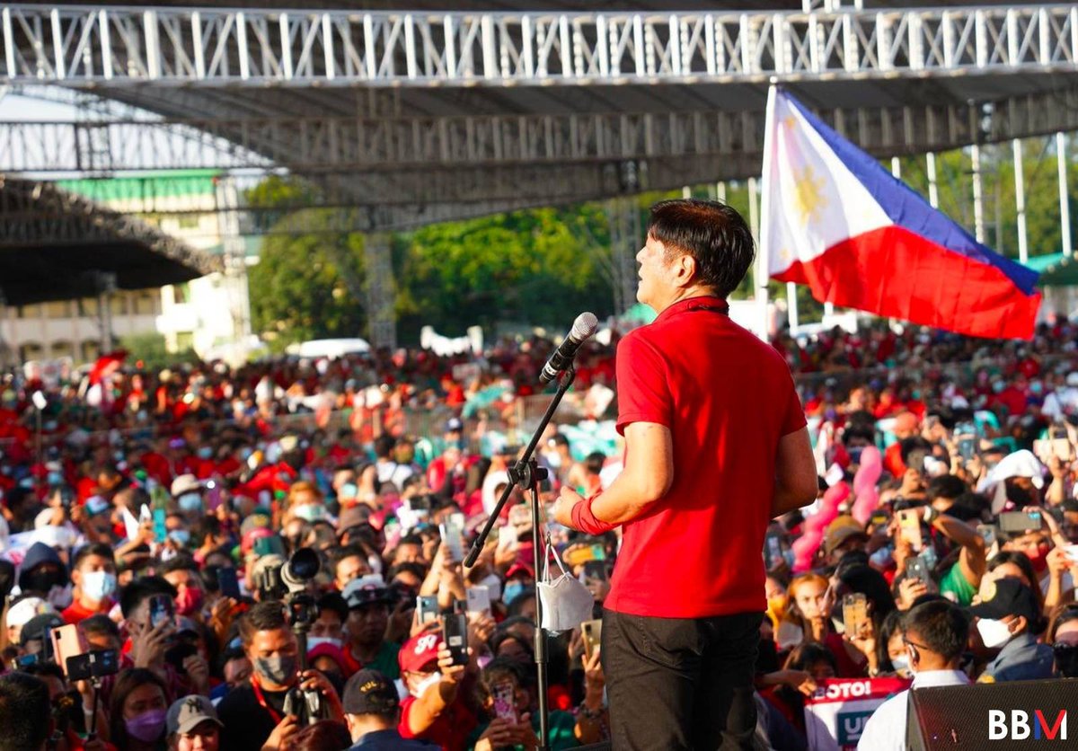 bongbongmarcos's tweet photo. Sa aming pagbisita sa Zambales noong nakaraang linggo, muli nating nakita ang potensyal ng probinsiya na maging next tourist spot ng bansa. https://t.co/DvzVXU4tet