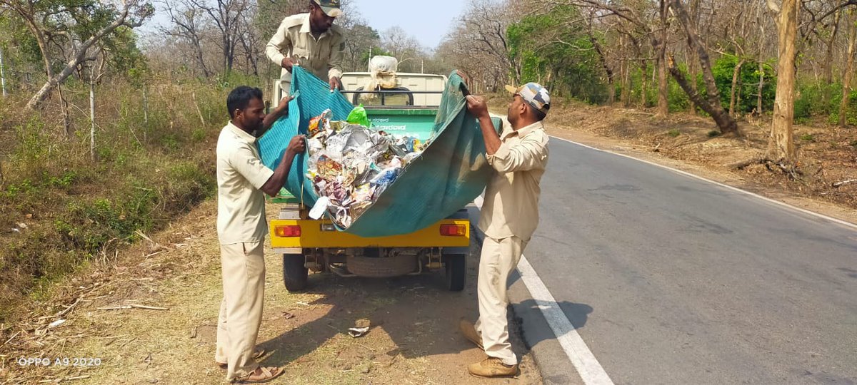 DharwadForest's tweet photo. Special thanks to #civilsociety participants including @HemanthByatroy @Murali_Bhille_ , Rajesh from @BharatScouts, @OttilieAnban &amp; @EvolveLivesNGO,
#Innerwheelrotaryclub #hubli, #yuvabrigade, Shankar kumbi &amp; team and others .. https://t.co/f7WxowVpPh