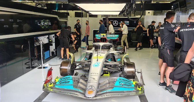 Macrocomm_sa's tweet image. Bahrain Grand Prix. Pre race visit to the AMG Mercedes Garage with TIBCO. Another incredible experience! Real IoT in action! 

#TIBCO 
#TECHSOFT 
#IoT 
#SmartMadeSimple
