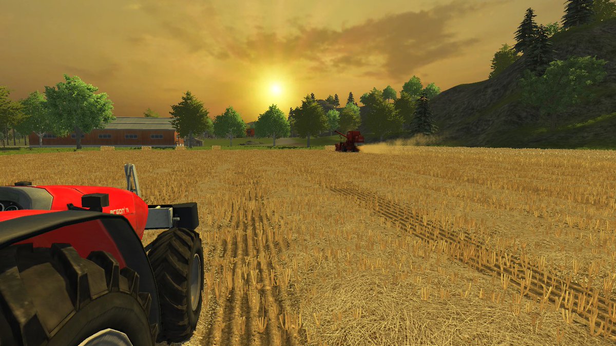 BKNation3's tweet photo. selling off some wool and grain (great demand on barley) on the farm tonight. Also had a bit of barley in the fields so I knocked that out. On to the canola frenzy next :)
#FS2013 #FSChallenge https://t.co/0FAHD0T5v8