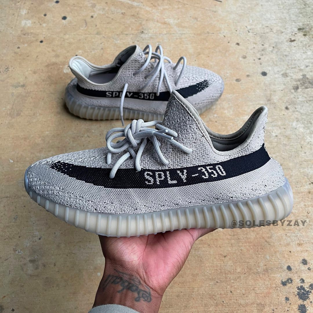 adidas YEEZY BOOST 350 V2 Reverse Oreo Release