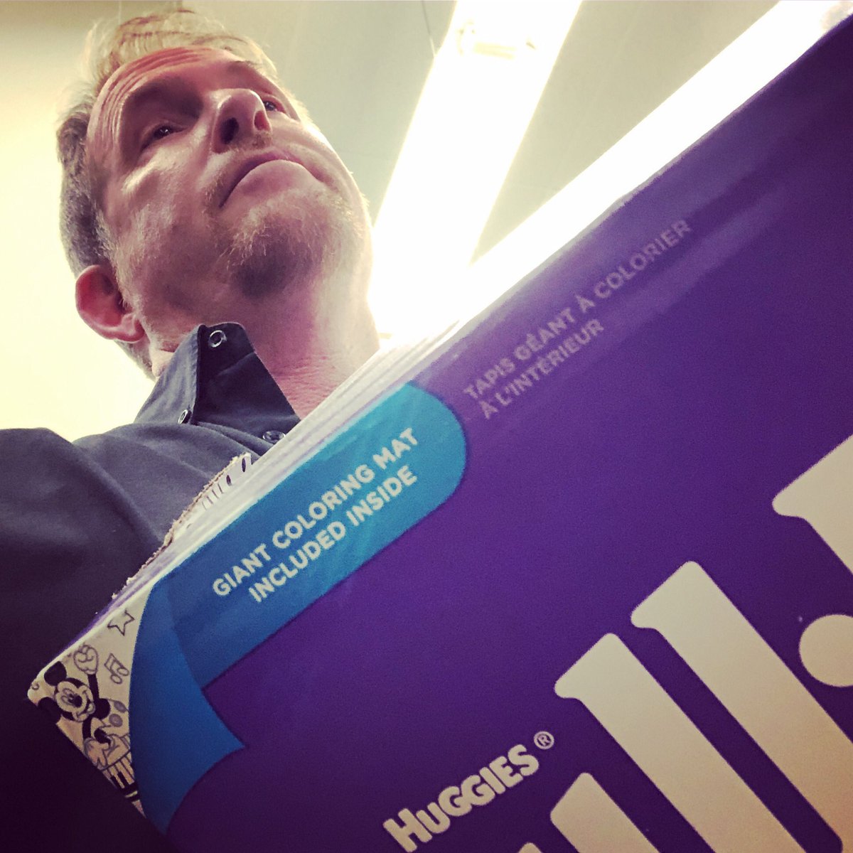 MeisnerActor's tweet photo. Late night huggies run.  Next stop Karaoke Sunday at #TheBelmont #MultiTasker #Actor #Meisner #DadLife #GirlDad #MacTheKnife https://t.co/VynCcX5t4E