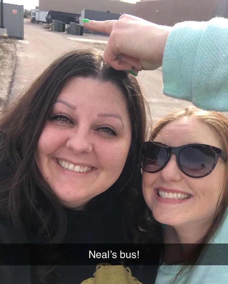 daniellholly's tweet image. @NealMcCoy #FortHall what an awesome night! #friends #concertsnobs @clspencer86