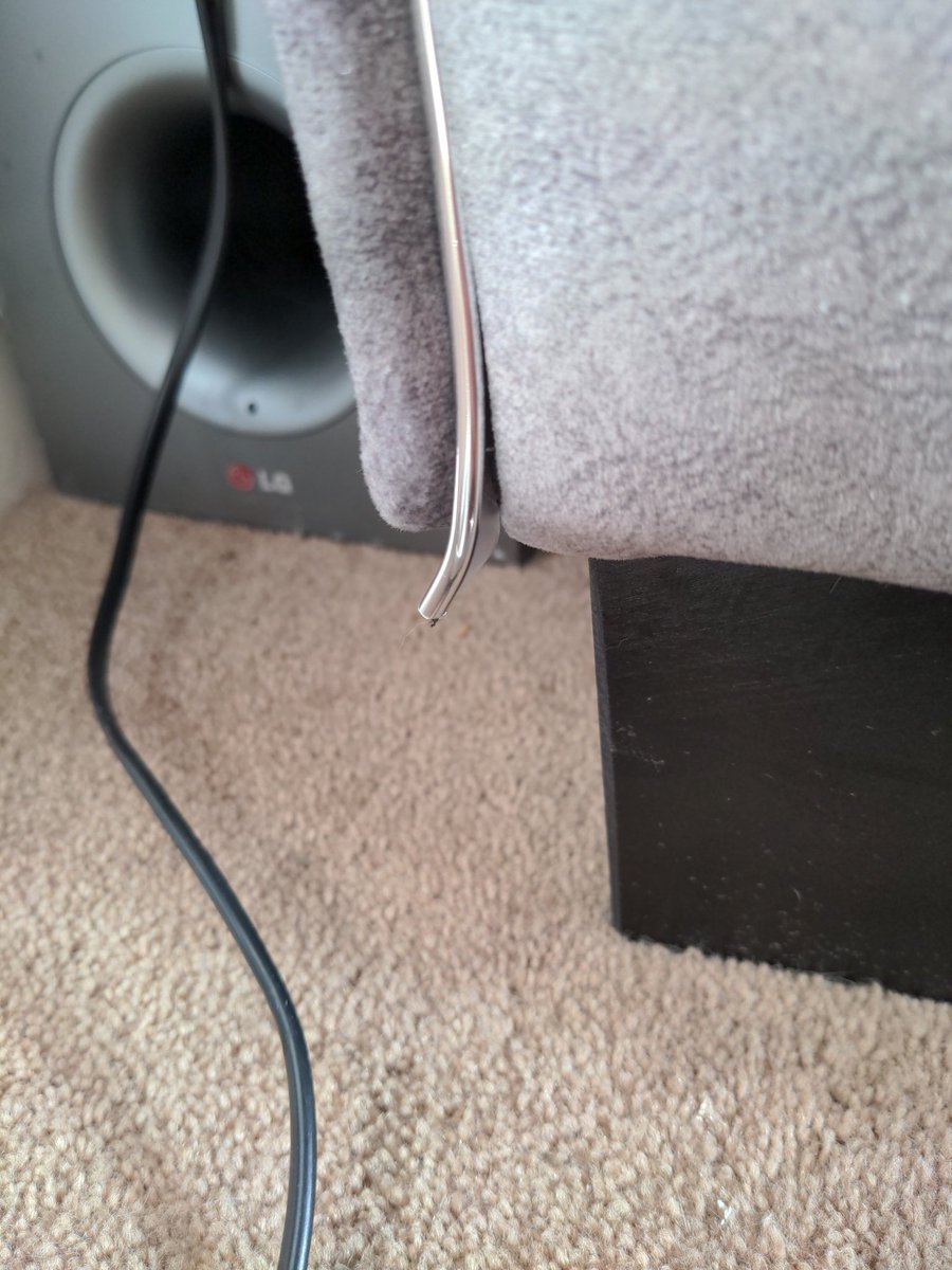 Kareno1975's tweet image. @WhichUK can you help please? @OfficialFV are not taking this seriously. I've already cut myself on this sharp metal trim and despite asking for a call I've been ignored. This is dangerous and should never have been sent out.
#pleasehelp #poorworkmanship #poorcustomerservice