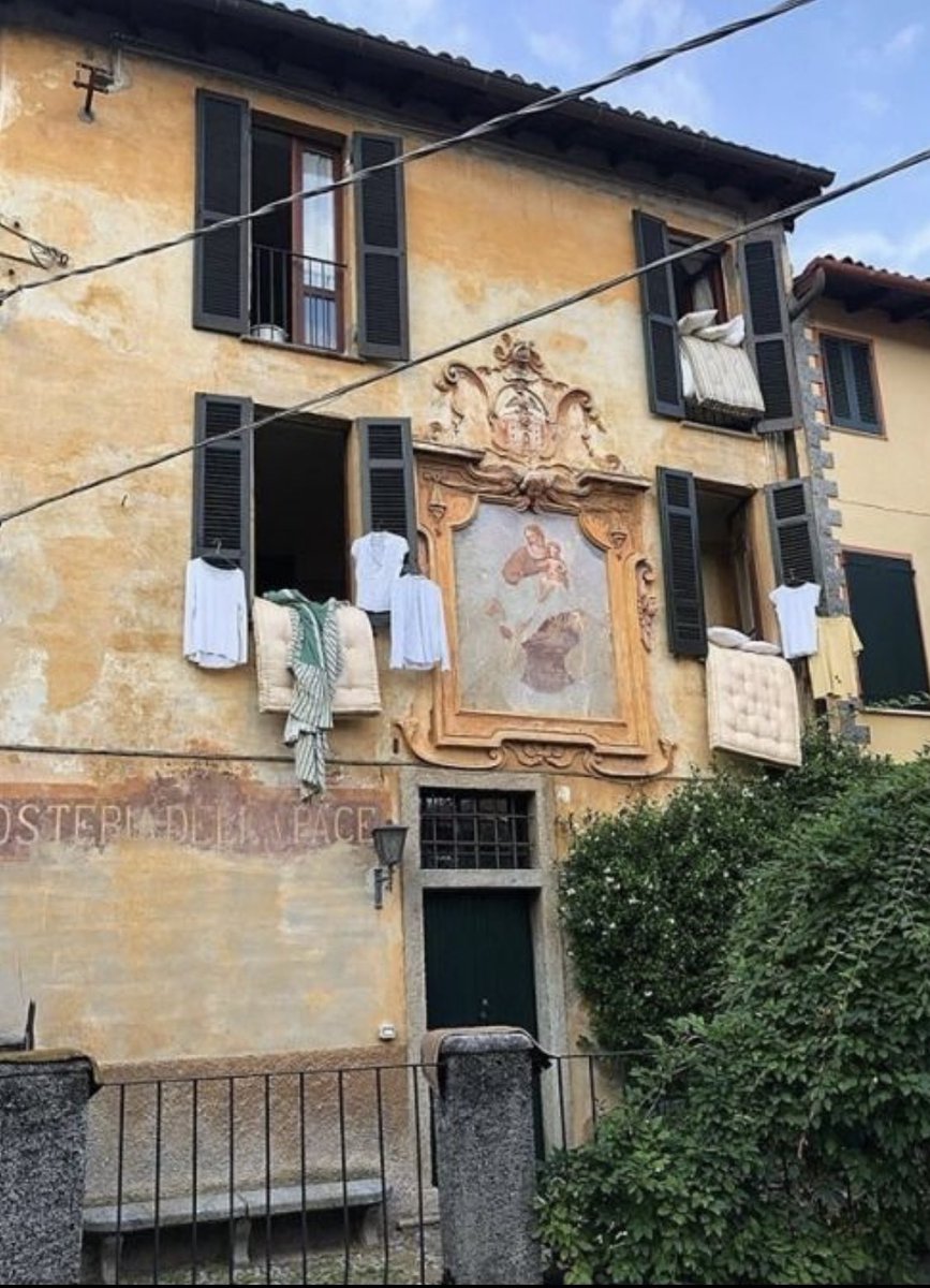 Artemisia12_'s tweet photo. Lunedì🧺 https://t.co/BcSrmJxavq
