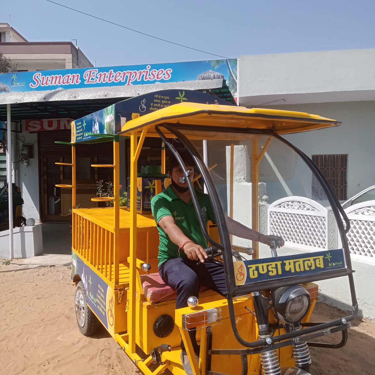 cocofreshjaipur's tweet image. COCO FRESH e-rickshaw.
Call us for booking and enquiry +917725990599
#cocofresh #jaipur @ Jaipur, Rajasthan
