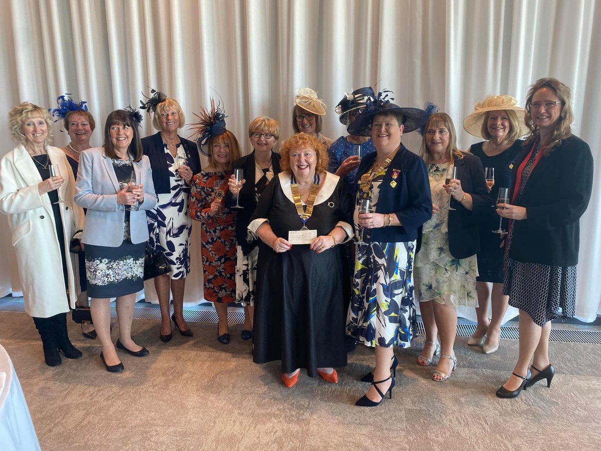 TangentClubs's tweet photo. The @Nat_Mem_Arb was the setting for our Midlands Regional lunch on Saturday. An opportunity to meet with friends from across the region and raising over £2k towards our national charity @crisis_uk . A wonderful talk and demo from @JoJewettmakeup https://t.co/wv5NpxhAQs