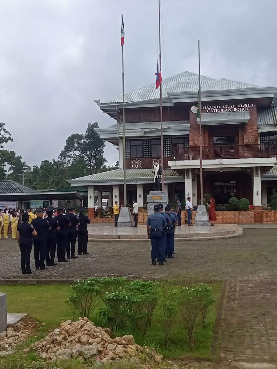 catigbianpsbppo's tweet photo. Monday Colours

#WeServeAndProtect
#TeamPNP 
#TeamPRO7AmigoCops 
#PNPCATIGBIAN 
#ProudToServeWithIntegrity https://t.co/SaaMSwG5aM