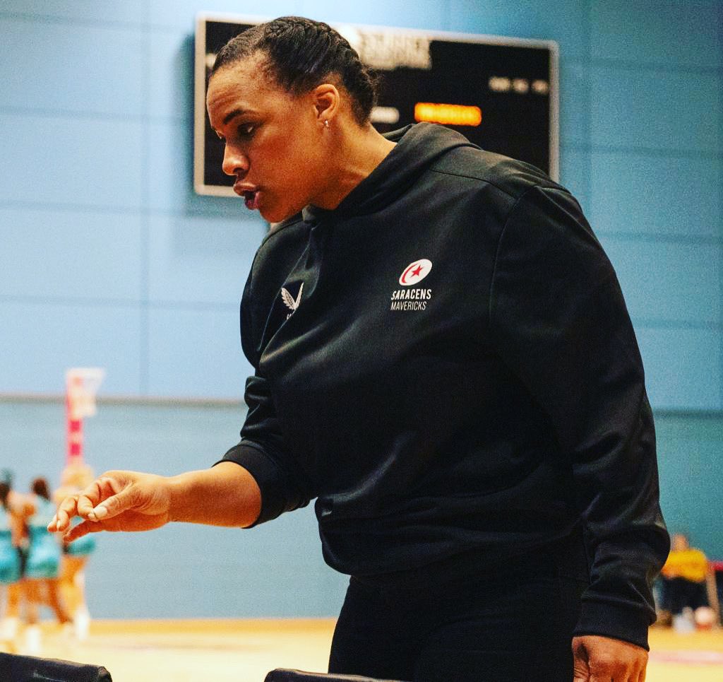 Easter masterclass with defensive superstar <a href="/NaidyHutch/">Naida Hutchinson</a> ……April 4th years 7-11 4.30-6.30pm, Adults 7-9pm at Weydon school, Farnham. To book visit passandplay.co.uk
