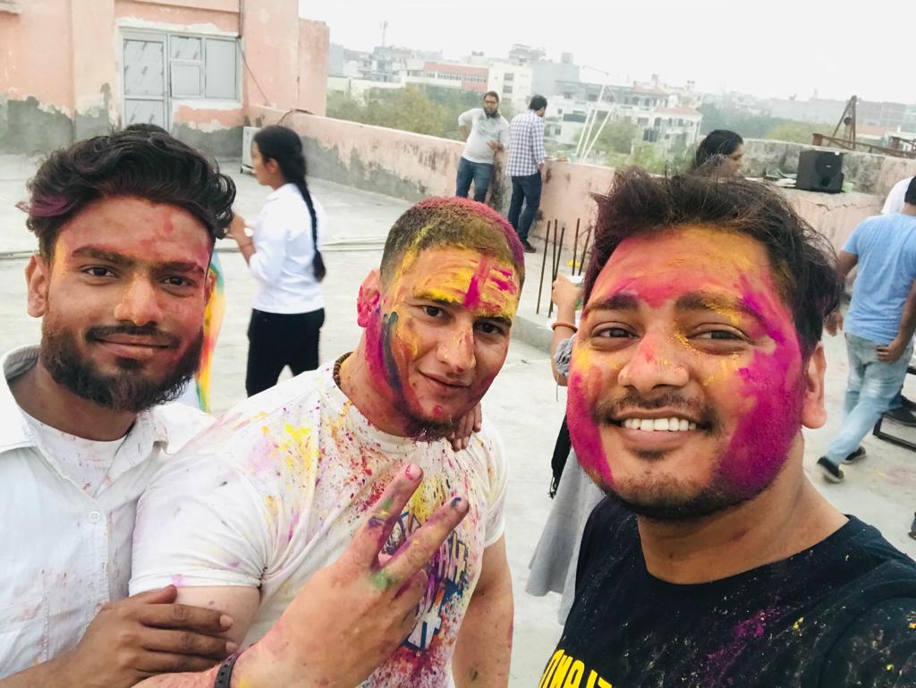 Cliffexco's tweet photo. Holi is just around the corner, and this is how we celebrated our office Holi after 2 years with colours, fun games &amp; delicacies.

Stay tuned for more updates.

#holi2022 #holiatatcliffex #culturematters #cliffexllc https://t.co/MksB3LQkBe